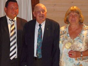 MdB Martin Gerster, Bernhard Stich und die Baienfurter SPD-Ortsvereinsvorsitzende Brigitta Wölk