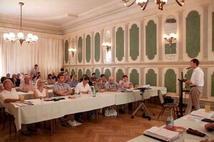 Der stellvertretenden Landesvorsitzende Dr. Lars Castellucci am Rednerpult